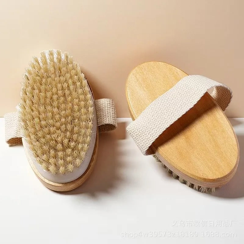 Light brown bamboo body brush with oval shape