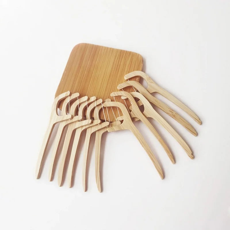 Light brown bamboo dental floss picks with curved head (20 pcs)