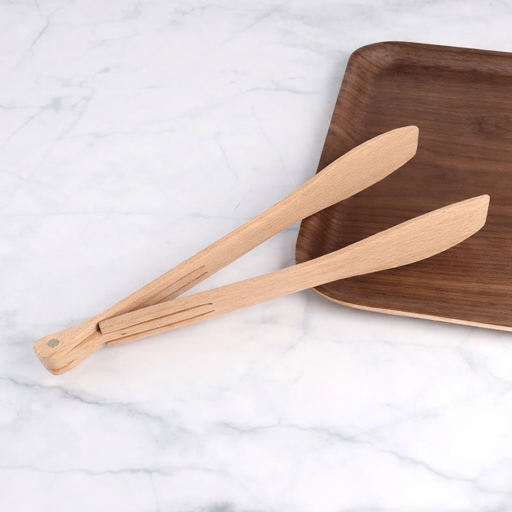 Light brown bamboo kitchen tongs with pivot joint